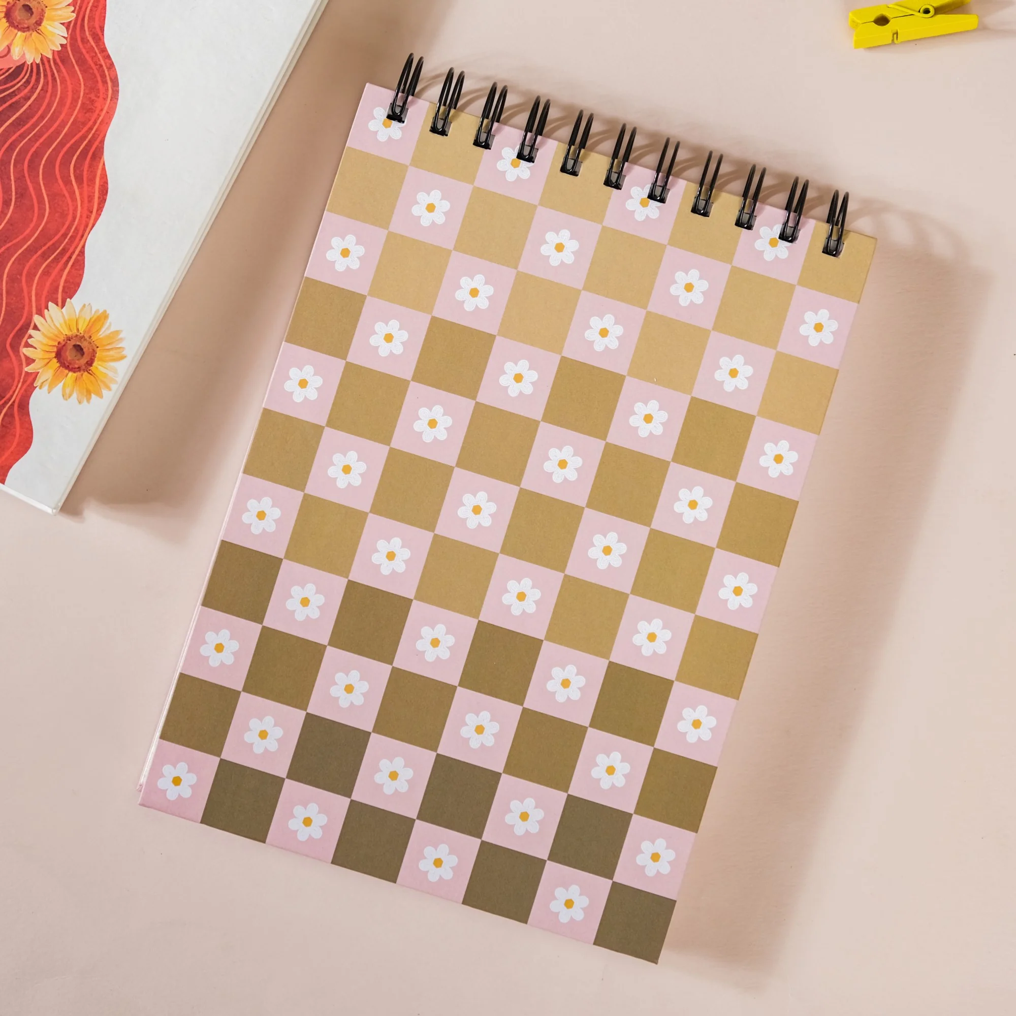Floral Undated Planner & Notepad Set - Image 6