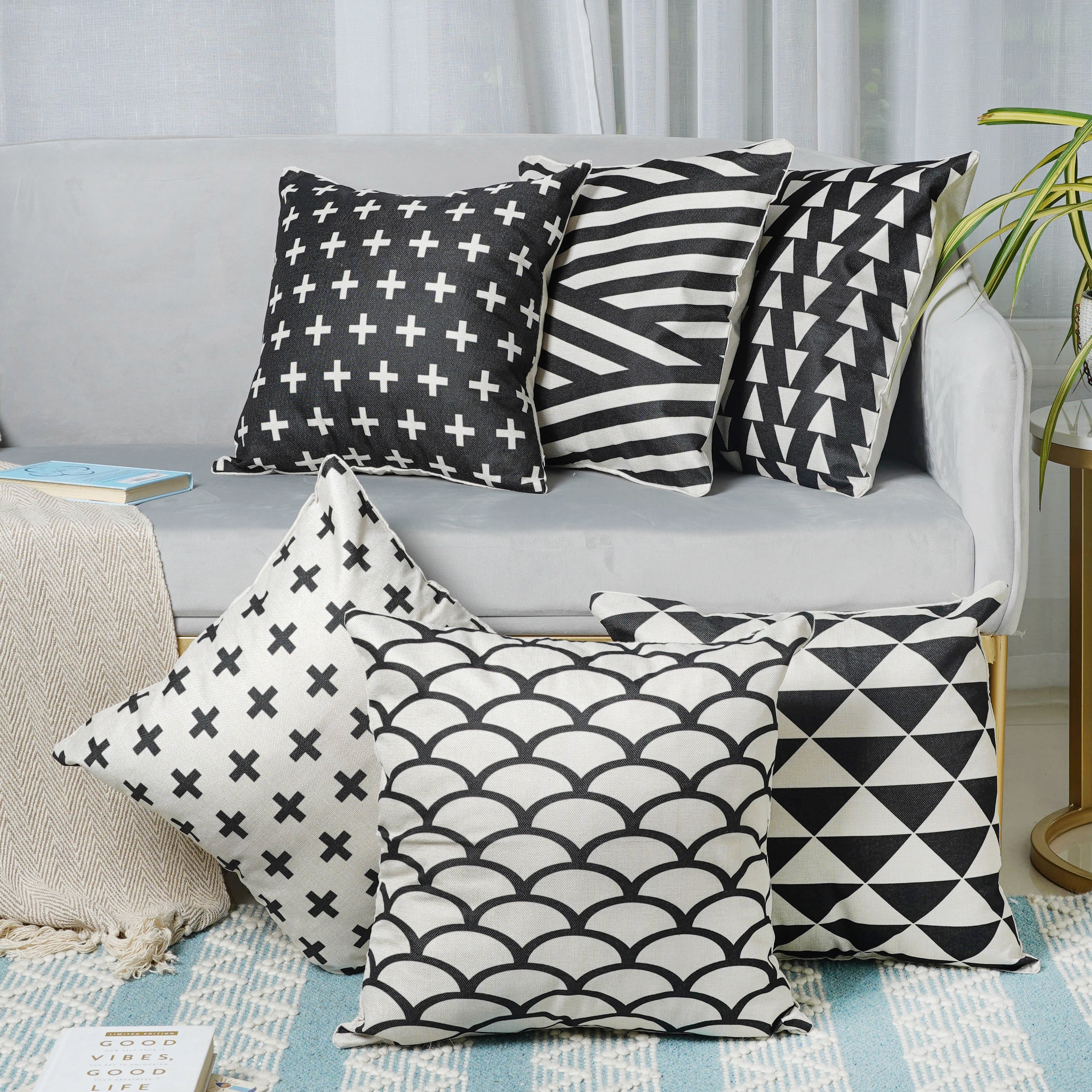 Monochrome Cushion Cover Set of 2 - Image 4