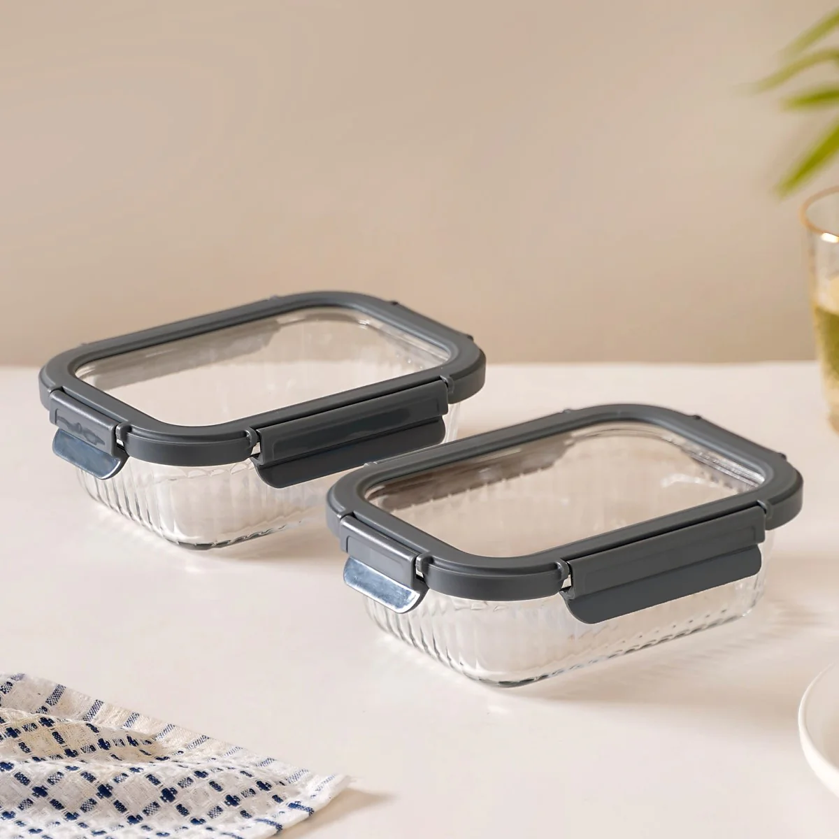 Rectangle Glass Lock Box Set Of 2 Fluted 640ml - Image 4