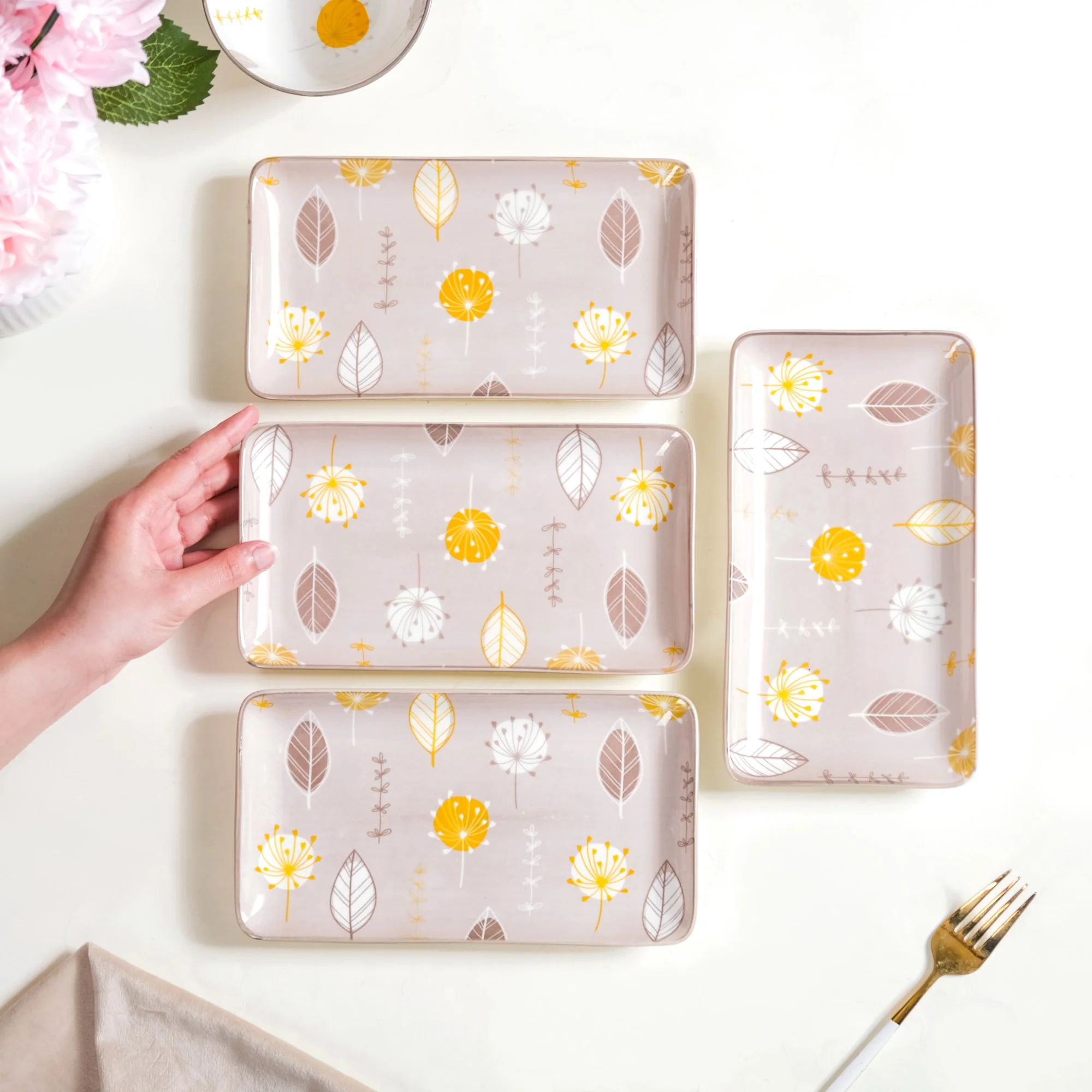 Set Of 4 Dandelion Starter Platters 8x4 Inch - Image 2