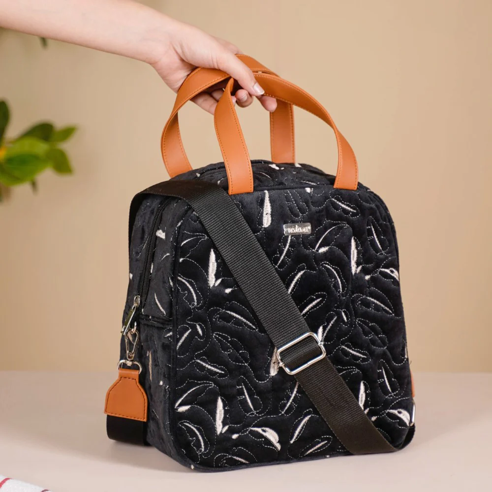 Thermal Insulated Lunch Bag Black - Image 3